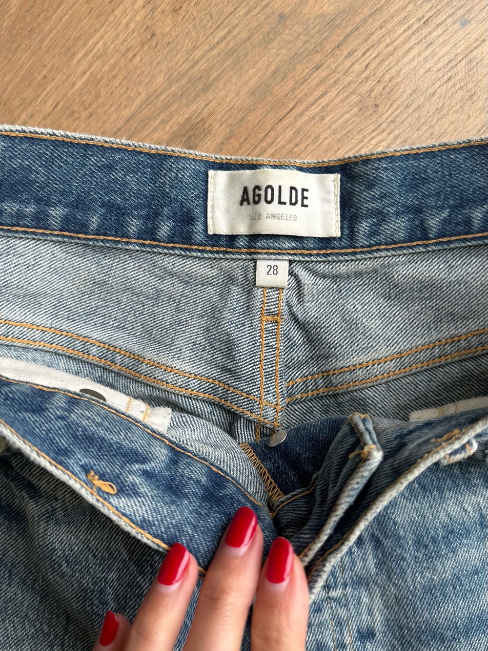 AGOLDE Dee Blue Distressed Denim Shorts sz 28 - Picture 3 of 3